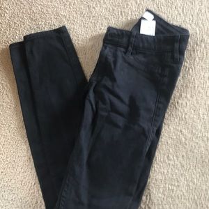 Black skinny jeans